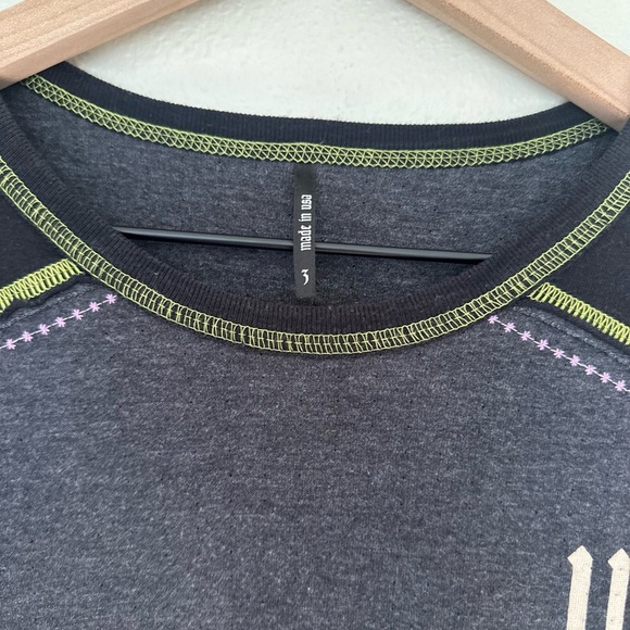 Alp N Rock Vail Henley Top Edelweiss Floral Accents - Picture 4 of 8